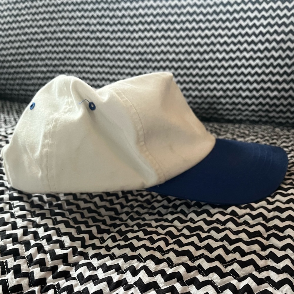 Vintage Yupoong White and Blue Baseball Cap
